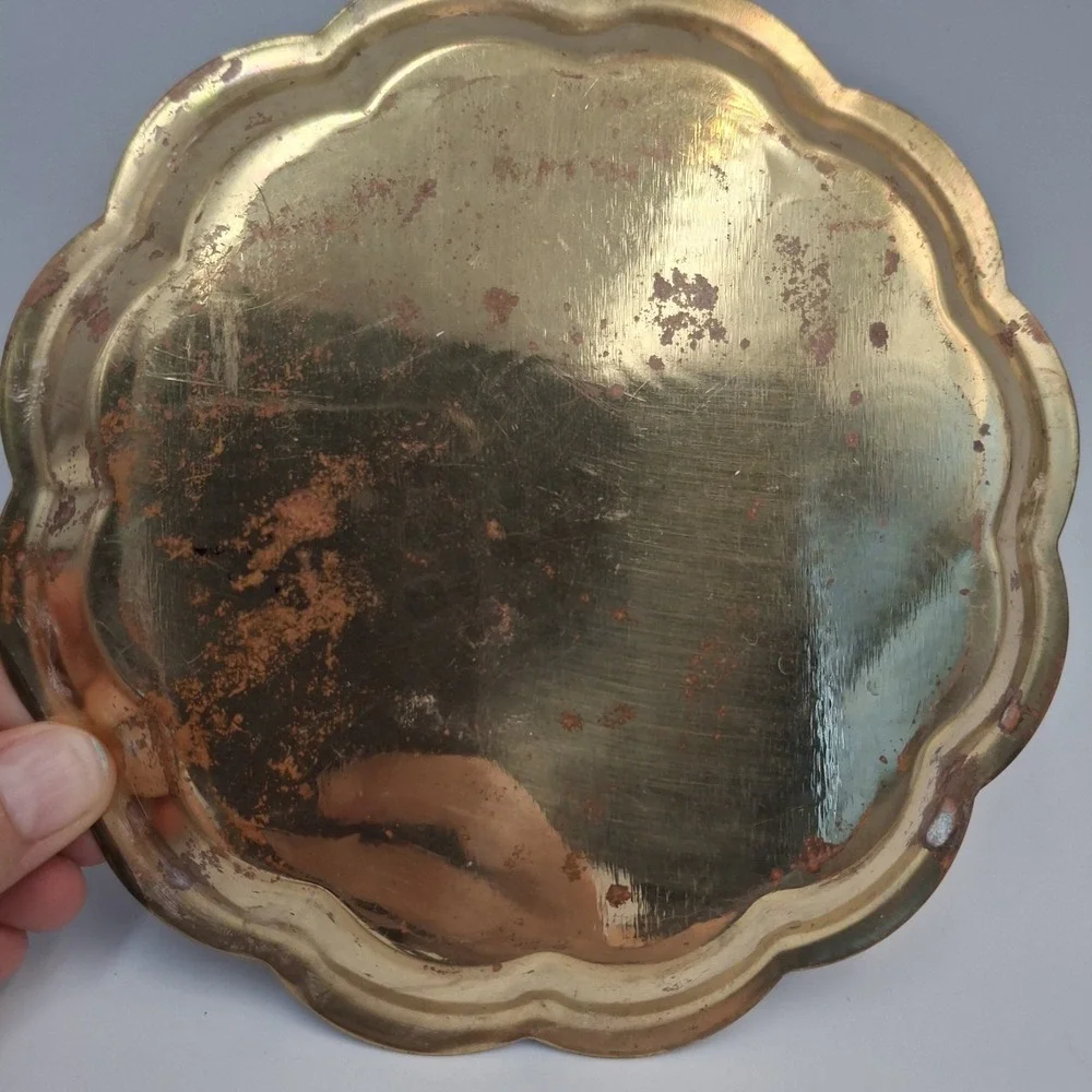 Brass Scalloped Dish Tray Etched Floral Swirl Valet Trinket Catchall Vtg 6.5